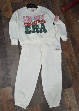 Lucky You "In My Christmas Era" 2pc Girls Sweat Cargo Pant & Shirt M10 B10